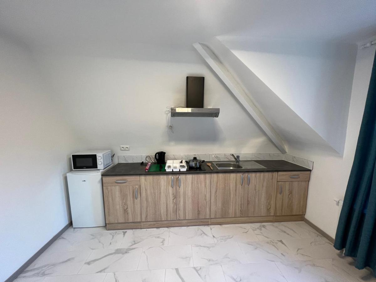 Riverbank Guest House Namur Exterior photo