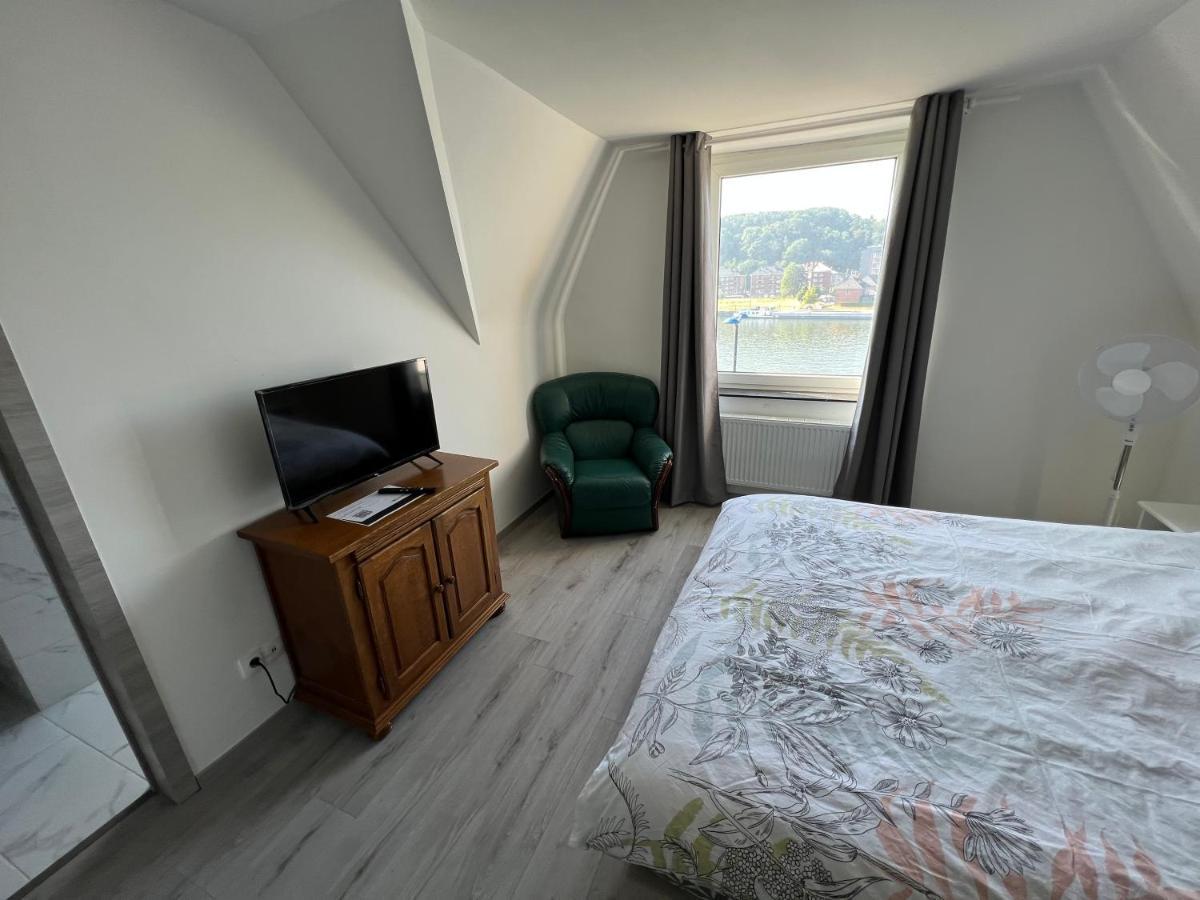 Riverbank Guest House Namur Exterior photo